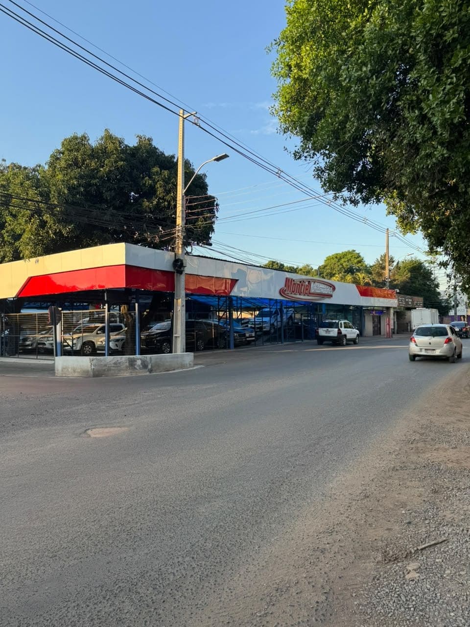 El local de Montiel Automotores, en Manuel Ortiz Guerrero esq. Marcelina Insfrán